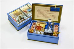 Музыкальный подарок "Каток" с ватной игрушкой ручной работы. 00242